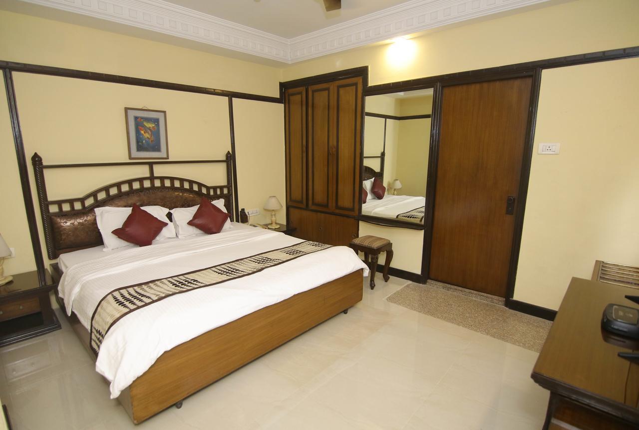 Lytton Hotel Kolkata